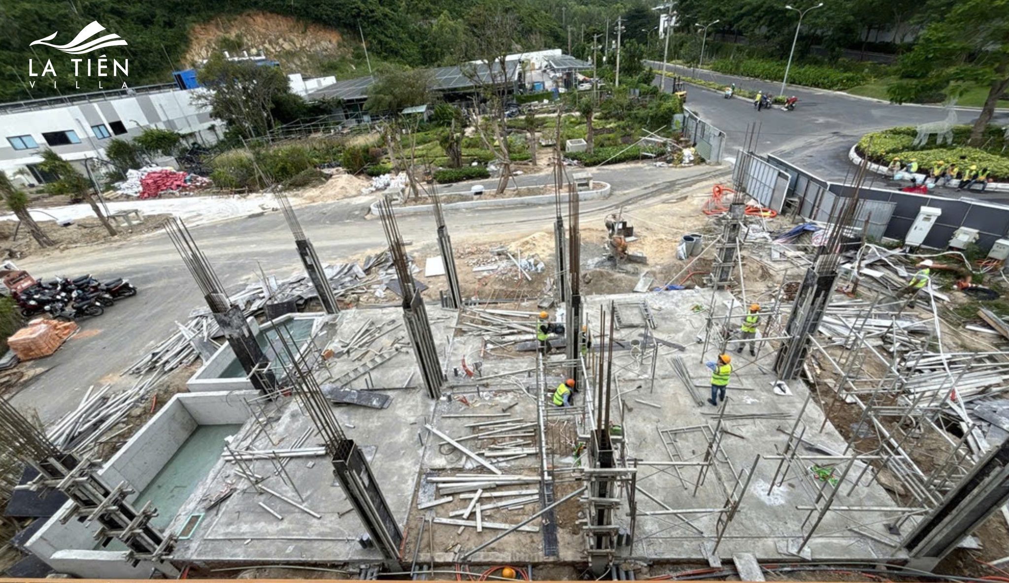 Tháng 12.2025 - Công trình La Tiên Villa hoàn thiện loạt cột mốc